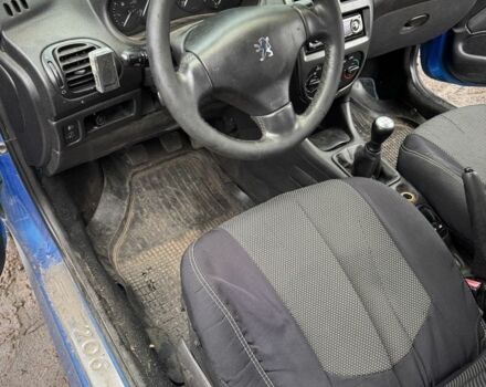 Синий Пежо 206, объемом двигателя 1.4 л и пробегом 197 тыс. км за 2200 $, фото 3 на Automoto.ua