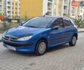 Синій Пежо 206, об'ємом двигуна 1.36 л та пробігом 226 тис. км за 3000 $, фото 1 на Automoto.ua