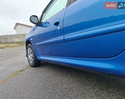 Синий Пежо 206, объемом двигателя 1.36 л и пробегом 153 тыс. км за 4400 $, фото 14 на Automoto.ua
