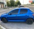 Синий Пежо 206, объемом двигателя 1.36 л и пробегом 358 тыс. км за 3900 $, фото 2 на Automoto.ua