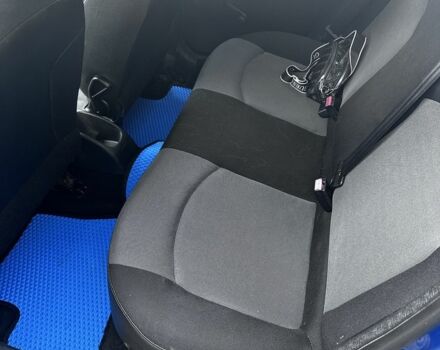 Синий Пежо 206, объемом двигателя 1.4 л и пробегом 151 тыс. км за 6400 $, фото 4 на Automoto.ua