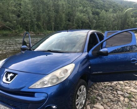 Синий Пежо 206, объемом двигателя 1.4 л и пробегом 2 тыс. км за 3999 $, фото 2 на Automoto.ua