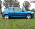 Синий Пежо 206, объемом двигателя 1.4 л и пробегом 200 тыс. км за 4200 $, фото 1 на Automoto.ua