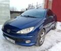 Синий Пежо 206, объемом двигателя 1.6 л и пробегом 198 тыс. км за 3100 $, фото 1 на Automoto.ua