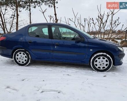 Синий Пежо 206, объемом двигателя 1.36 л и пробегом 117 тыс. км за 4200 $, фото 3 на Automoto.ua