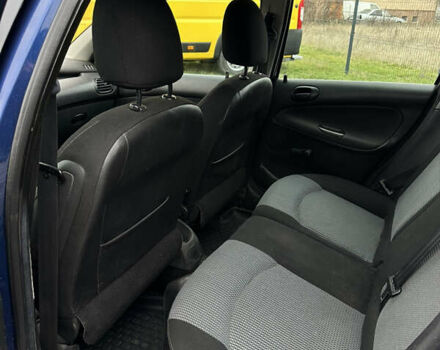 Синий Пежо 206, объемом двигателя 1.36 л и пробегом 217 тыс. км за 3150 $, фото 21 на Automoto.ua