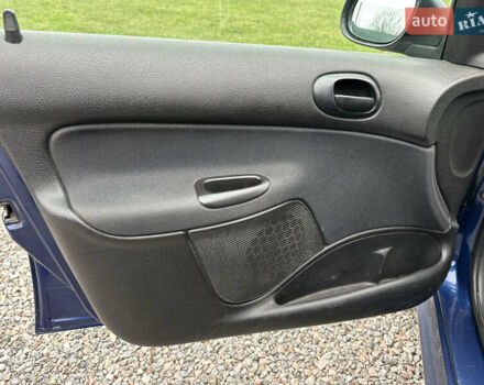 Синий Пежо 206, объемом двигателя 1.36 л и пробегом 217 тыс. км за 3150 $, фото 20 на Automoto.ua