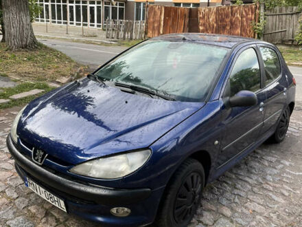 Синій Пежо 206, об'ємом двигуна 1.6 л та пробігом 100 тис. км за 1250 $, фото 1 на Automoto.ua