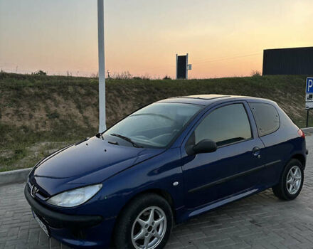 Синий Пежо 206, объемом двигателя 1.1 л и пробегом 240 тыс. км за 2200 $, фото 1 на Automoto.ua