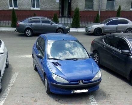 Синий Пежо 206, объемом двигателя 1 л и пробегом 270 тыс. км за 1700 $, фото 1 на Automoto.ua