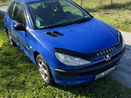 Синій Пежо 206, об'ємом двигуна 1.12 л та пробігом 195 тис. км за 3000 $, фото 1 на Automoto.ua
