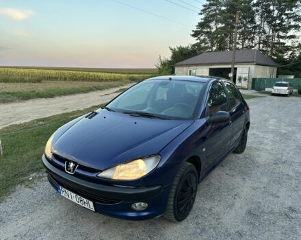 Синій Пежо 206, об'ємом двигуна 1.4 л та пробігом 200 тис. км за 1050 $, фото 1 на Automoto.ua