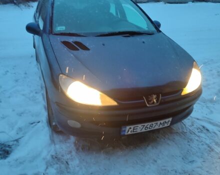 Синий Пежо 206, объемом двигателя 1.4 л и пробегом 295 тыс. км за 2829 $, фото 1 на Automoto.ua