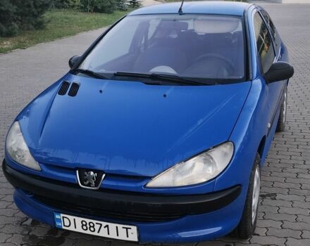 Синий Пежо 206, объемом двигателя 1.1 л и пробегом 240 тыс. км за 2500 $, фото 1 на Automoto.ua