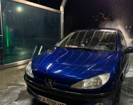 Синий Пежо 206, объемом двигателя 1.4 л и пробегом 200 тыс. км за 3500 $, фото 1 на Automoto.ua