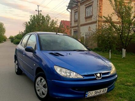 Пежо 206 2005 у Новомосковске на Automoto.ua Синій Пежо 206, об'ємом двигуна 1.4 л та пробігом 197 тис. км за 2200 $, фото 1 на Automoto.ua