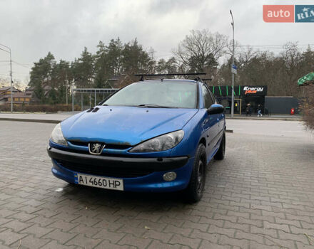 Синий Пежо 206, объемом двигателя 1.1 л и пробегом 261 тыс. км за 2400 $, фото 1 на Automoto.ua