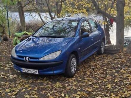 Синій Пежо 206, об'ємом двигуна 1.36 л та пробігом 195 тис. км за 2800 $, фото 1 на Automoto.ua