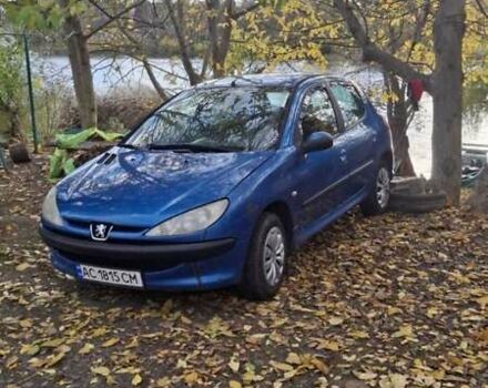 Синий Пежо 206, объемом двигателя 1.36 л и пробегом 195 тыс. км за 2800 $, фото 1 на Automoto.ua