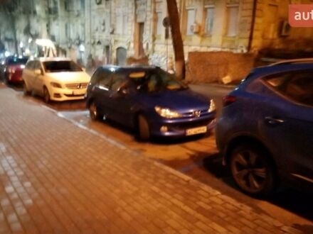 Синій Пежо 206, об'ємом двигуна 1.59 л та пробігом 290 тис. км за 3350 $, фото 1 на Automoto.ua