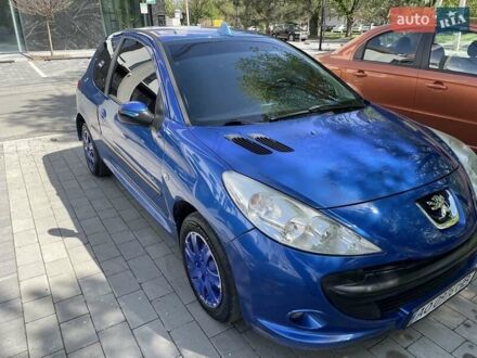 Синій Пежо 206, об'ємом двигуна 1.1 л та пробігом 159 тис. км за 4400 $, фото 1 на Automoto.ua