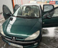 Зелений Пежо 206, об'ємом двигуна 1.36 л та пробігом 337 тис. км за 2700 $, фото 1 на Automoto.ua