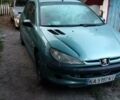 Зелений Пежо 206, об'ємом двигуна 1.36 л та пробігом 370 тис. км за 3000 $, фото 1 на Automoto.ua
