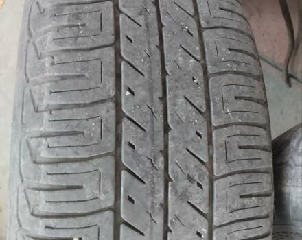 Зелений Пежо 206, об'ємом двигуна 1.36 л та пробігом 200 тис. км за 3300 $, фото 4 на Automoto.ua