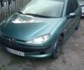 Зелений Пежо 206, об'ємом двигуна 1.36 л та пробігом 370 тис. км за 3000 $, фото 9 на Automoto.ua
