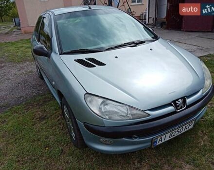 Зелений Пежо 206, об'ємом двигуна 1.4 л та пробігом 247 тис. км за 2500 $, фото 7 на Automoto.ua