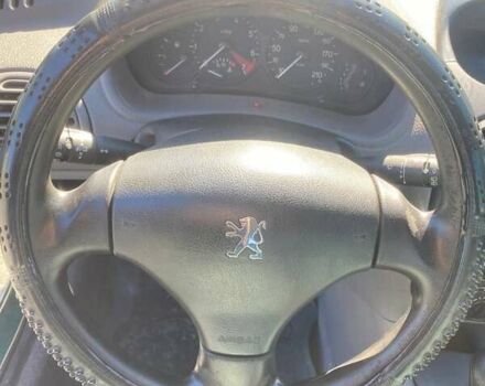 Зелений Пежо 206, об'ємом двигуна 1.36 л та пробігом 220 тис. км за 2900 $, фото 21 на Automoto.ua