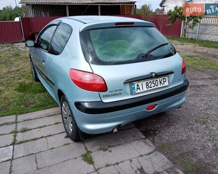 Зелений Пежо 206, об'ємом двигуна 1.4 л та пробігом 247 тис. км за 2500 $, фото 4 на Automoto.ua