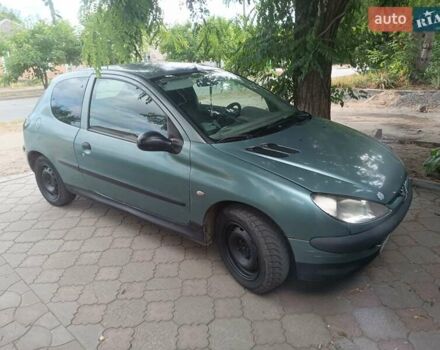 Зеленый Пежо 206, объемом двигателя 1.12 л и пробегом 280 тыс. км за 2800 $, фото 11 на Automoto.ua