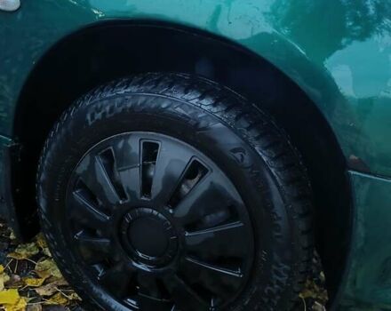 Зелений Пежо 206, об'ємом двигуна 1.36 л та пробігом 220 тис. км за 2900 $, фото 2 на Automoto.ua