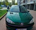Зеленый Пежо 206, объемом двигателя 1.4 л и пробегом 244 тыс. км за 4000 $, фото 1 на Automoto.ua