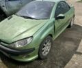 Зеленый Пежо 206, объемом двигателя 1.6 л и пробегом 100 тыс. км за 500 $, фото 1 на Automoto.ua