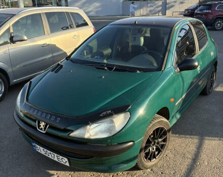 Зеленый Пежо 206, объемом двигателя 1.1 л и пробегом 323 тыс. км за 2000 $, фото 1 на Automoto.ua