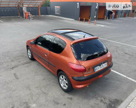 Оранжевый Пежо 206, объемом двигателя 1.36 л и пробегом 261 тыс. км за 2999 $, фото 9 на Automoto.ua