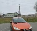 Помаранчевий Пежо 206, об'ємом двигуна 1.4 л та пробігом 143 тис. км за 2000 $, фото 1 на Automoto.ua