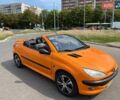 Оранжевый Пежо 206, объемом двигателя 2 л и пробегом 290 тыс. км за 4000 $, фото 1 на Automoto.ua