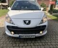 Білий Пежо 207, об'ємом двигуна 1.6 л та пробігом 186 тис. км за 4200 $, фото 1 на Automoto.ua