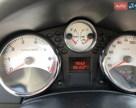 Білий Пежо 207, об'ємом двигуна 1.6 л та пробігом 186 тис. км за 4200 $, фото 16 на Automoto.ua