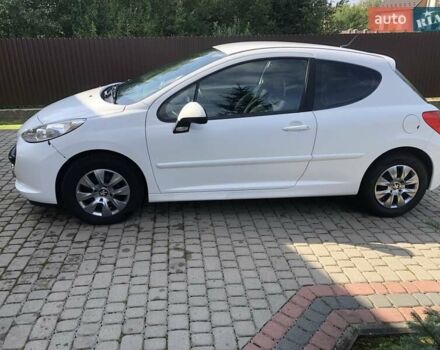 Білий Пежо 207, об'ємом двигуна 1.6 л та пробігом 186 тис. км за 4200 $, фото 4 на Automoto.ua