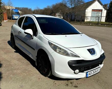 Белый Пежо 207, объемом двигателя 1.4 л и пробегом 0 тыс. км за 4100 $, фото 1 на Automoto.ua