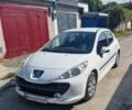 Белый Пежо 207, объемом двигателя 1.4 л и пробегом 109 тыс. км за 4500 $, фото 1 на Automoto.ua