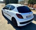 Белый Пежо 207, объемом двигателя 1.4 л и пробегом 0 тыс. км за 4100 $, фото 6 на Automoto.ua