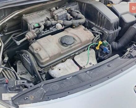 Белый Пежо 207, объемом двигателя 1.4 л и пробегом 205 тыс. км за 3500 $, фото 11 на Automoto.ua