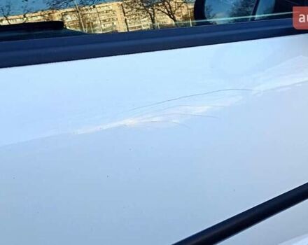 Белый Пежо 207, объемом двигателя 1.4 л и пробегом 205 тыс. км за 3500 $, фото 9 на Automoto.ua