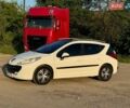 Белый Пежо 207, объемом двигателя 1.6 л и пробегом 243 тыс. км за 4500 $, фото 1 на Automoto.ua