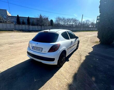 Белый Пежо 207, объемом двигателя 1.4 л и пробегом 0 тыс. км за 4100 $, фото 2 на Automoto.ua
